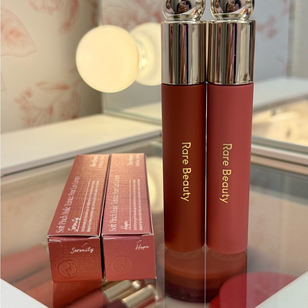 Rare Beauty soft pinch lip oil
